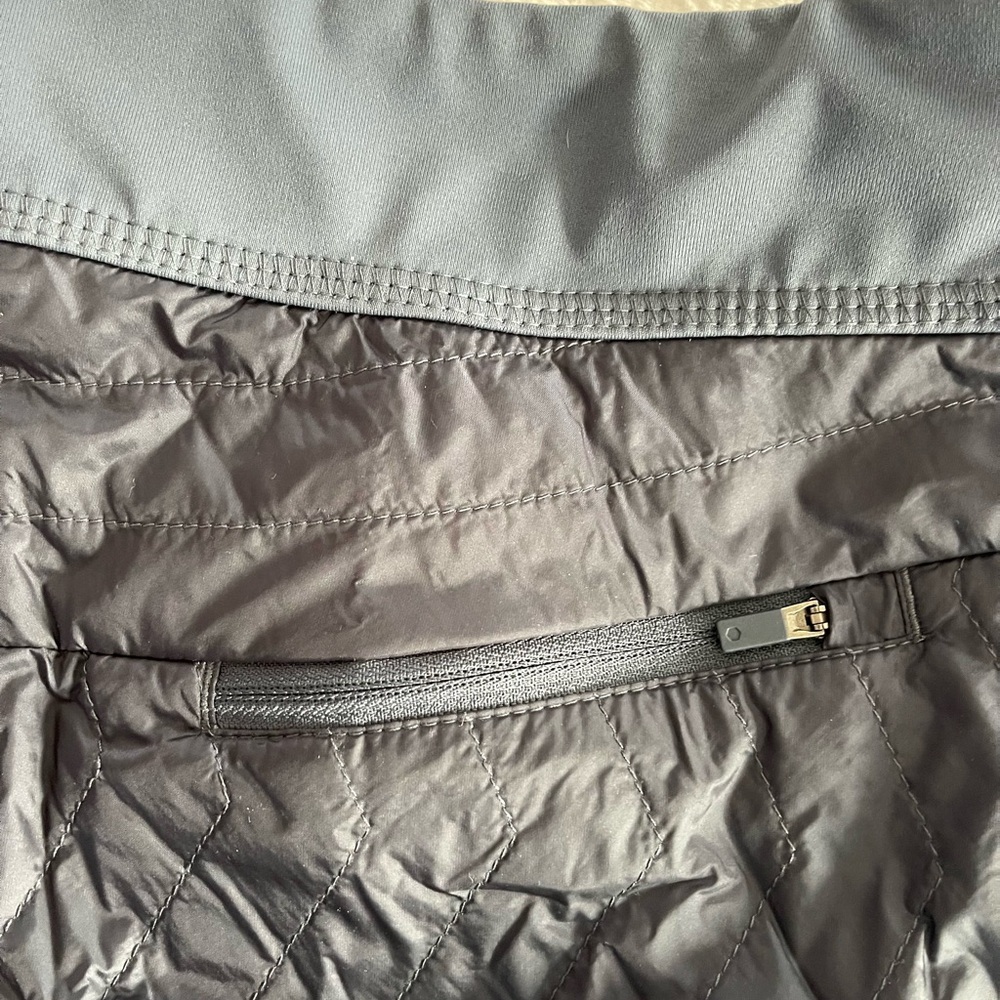 Mountain Hardwear Sporty Quilted Snow Skirt for Cold Outdoors Women L - Picture 4 of 12